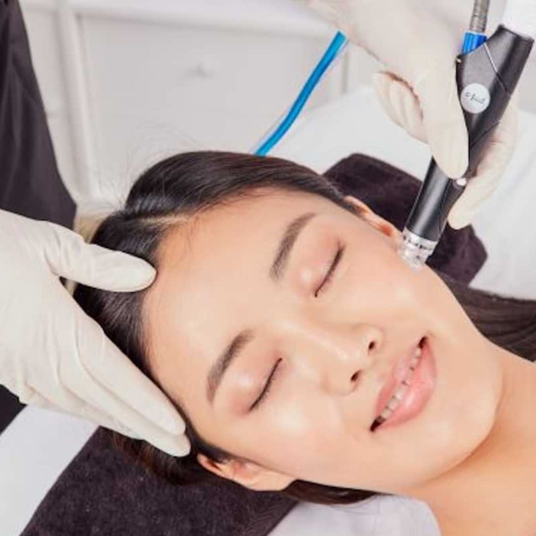 How HydraFacial Works: The Science Behind Glowing Skin