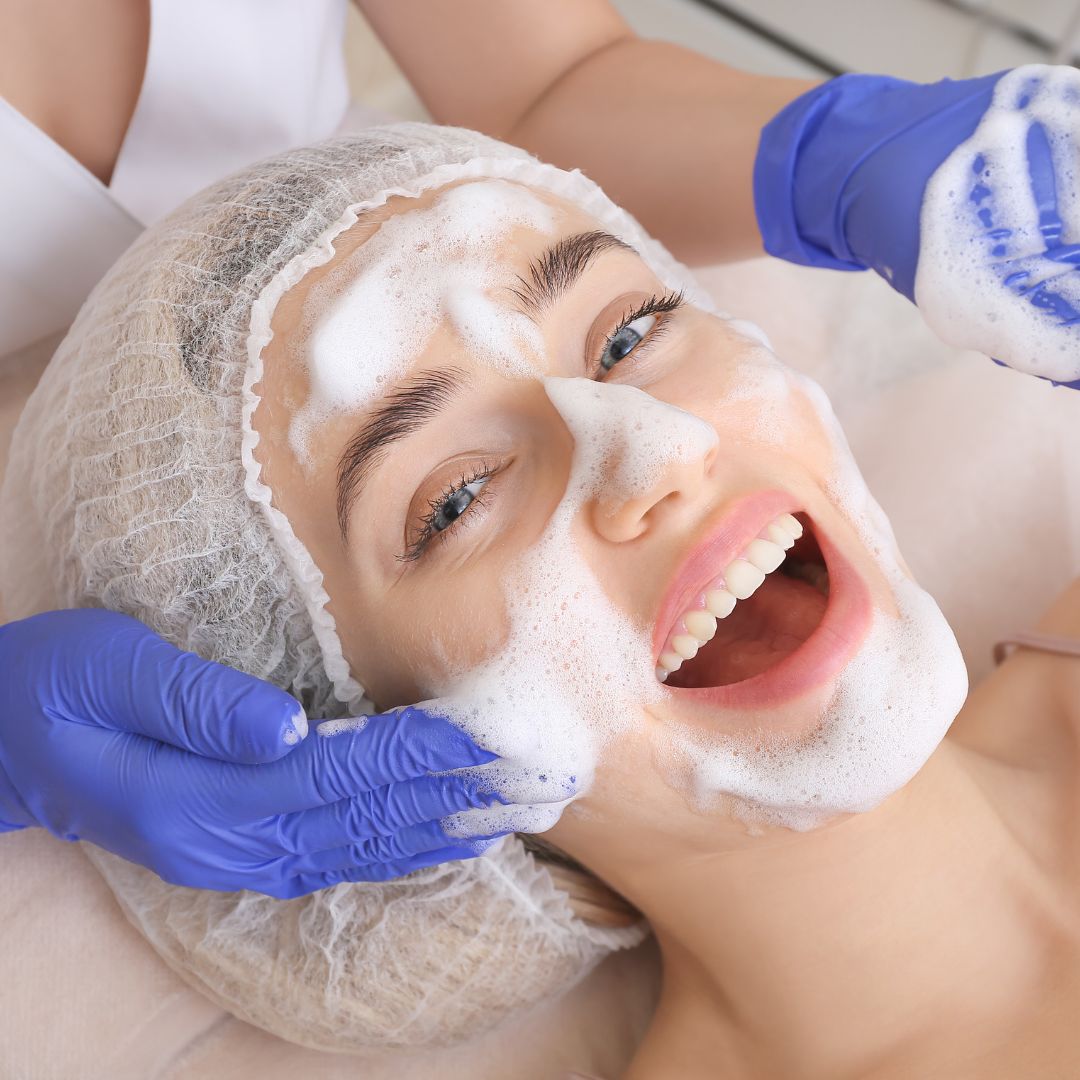 Deep Cleanse and Rejuvenate: Hydrafacial Bangkok’s Signature Services